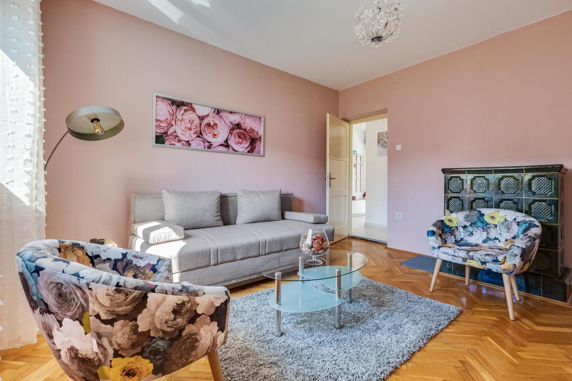 Apartment Markos *
